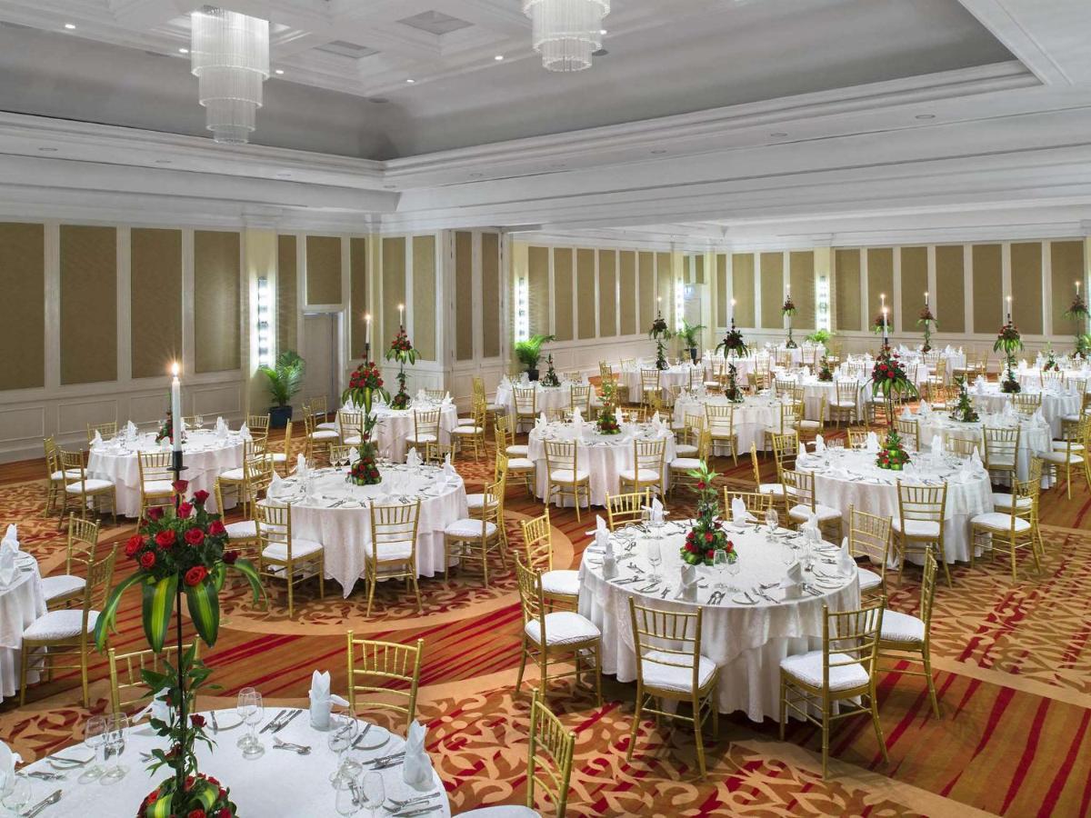 Raffles Hotel Le Royal Phnom Penh Extérieur photo