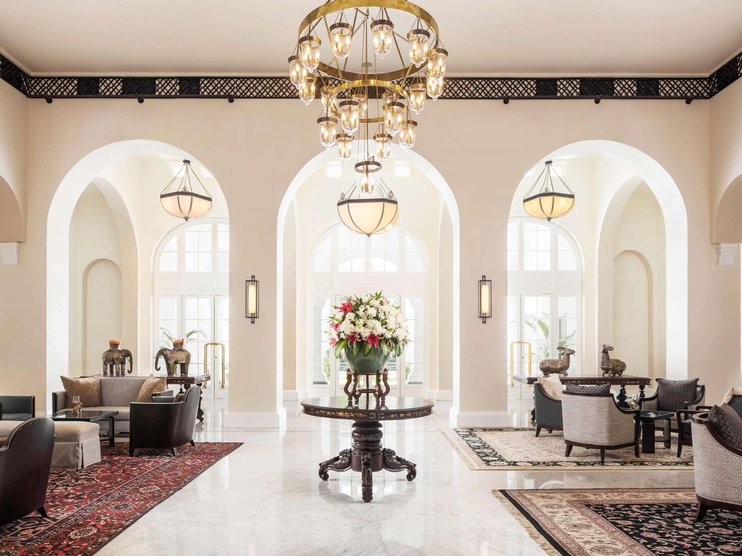 Raffles Hotel Le Royal Phnom Penh Extérieur photo