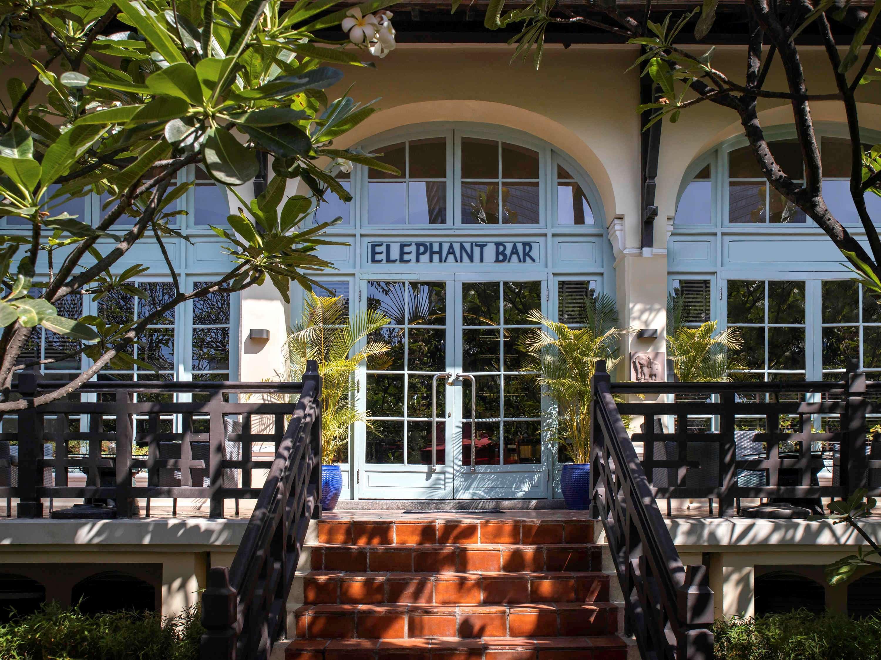 Raffles Hotel Le Royal Phnom Penh Extérieur photo